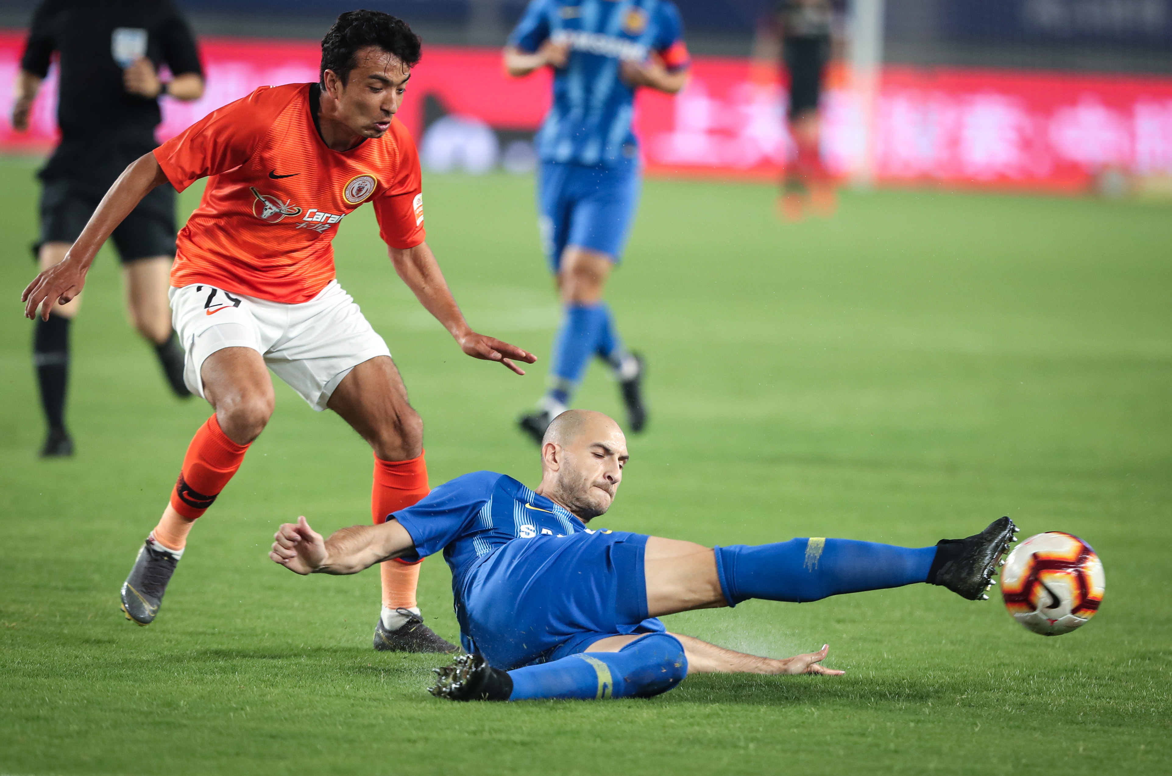 中场节奏：苏宁中场组织持续稳定助攻进球！的简单介绍