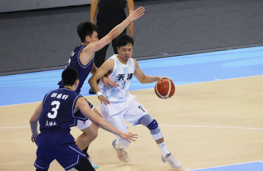 关于天津队主场比赛擒下对手，球员拼尽全力展现实力的信息