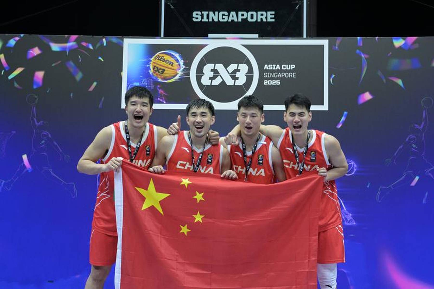 令人惊叹!中国男子篮球联赛夺冠