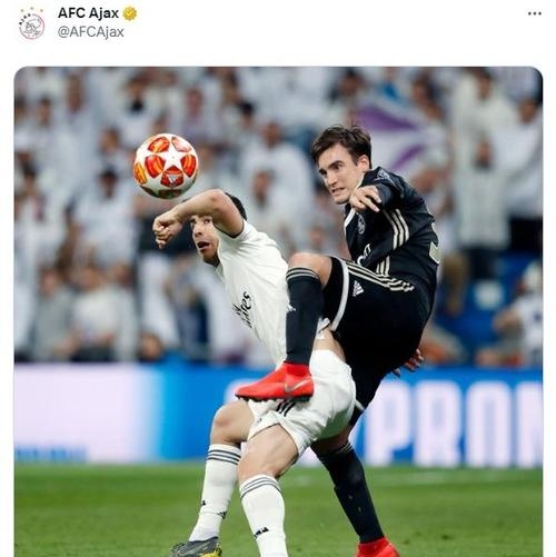 阿贾克斯逆转，晋级国内联赛决赛