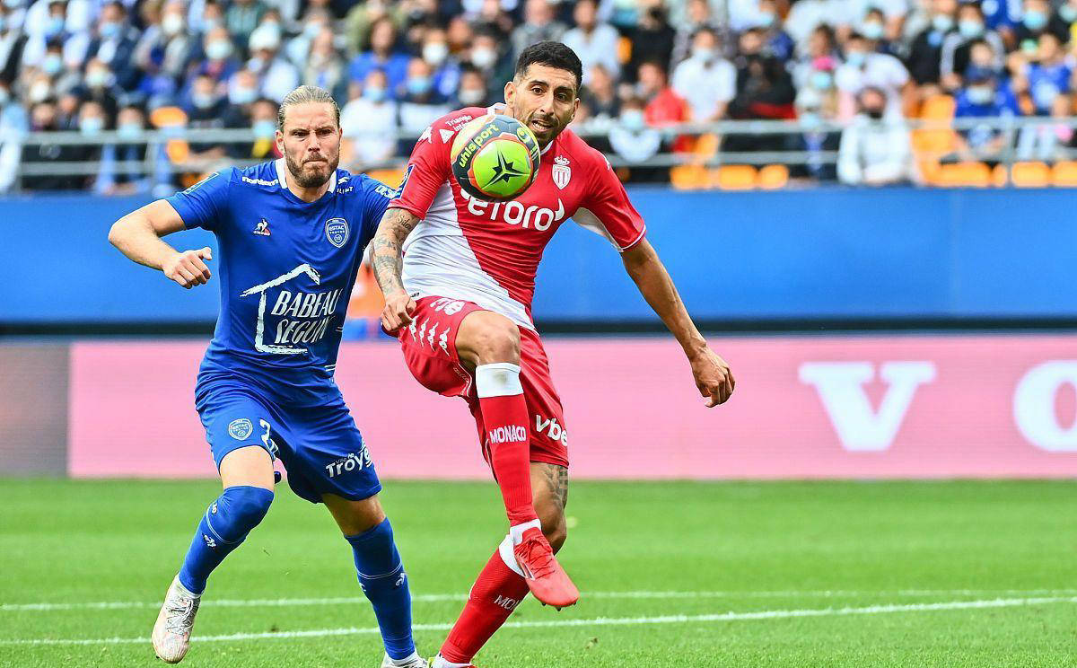 开云体育活动-摩纳哥队员意外受伤,将缺席接下来的比赛的简单介绍