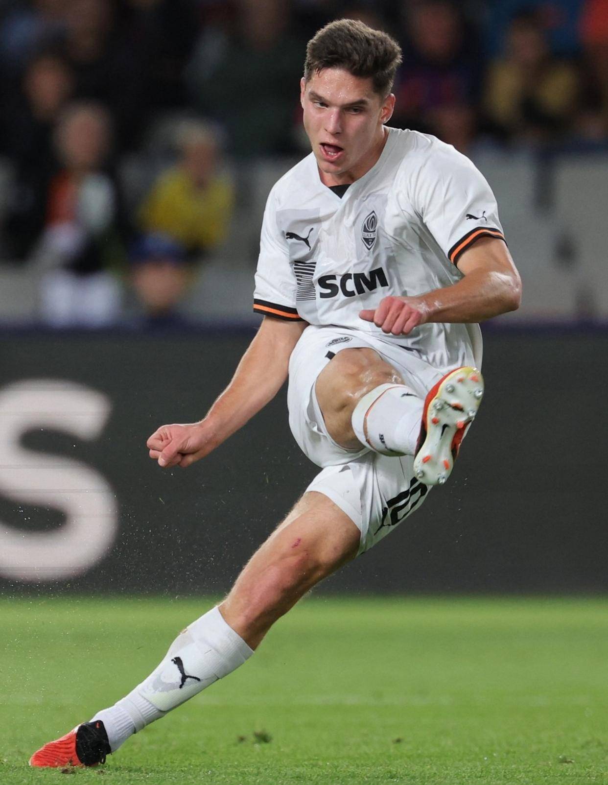 瓦伦西亚逆转取胜，重获士气的简单介绍