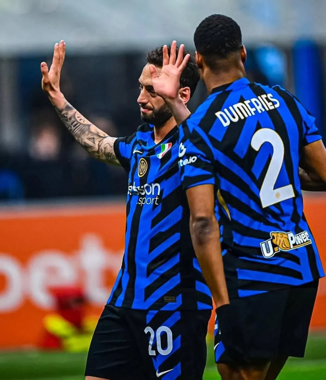 AC米兰连败不止，国米球迷盼望的简单介绍