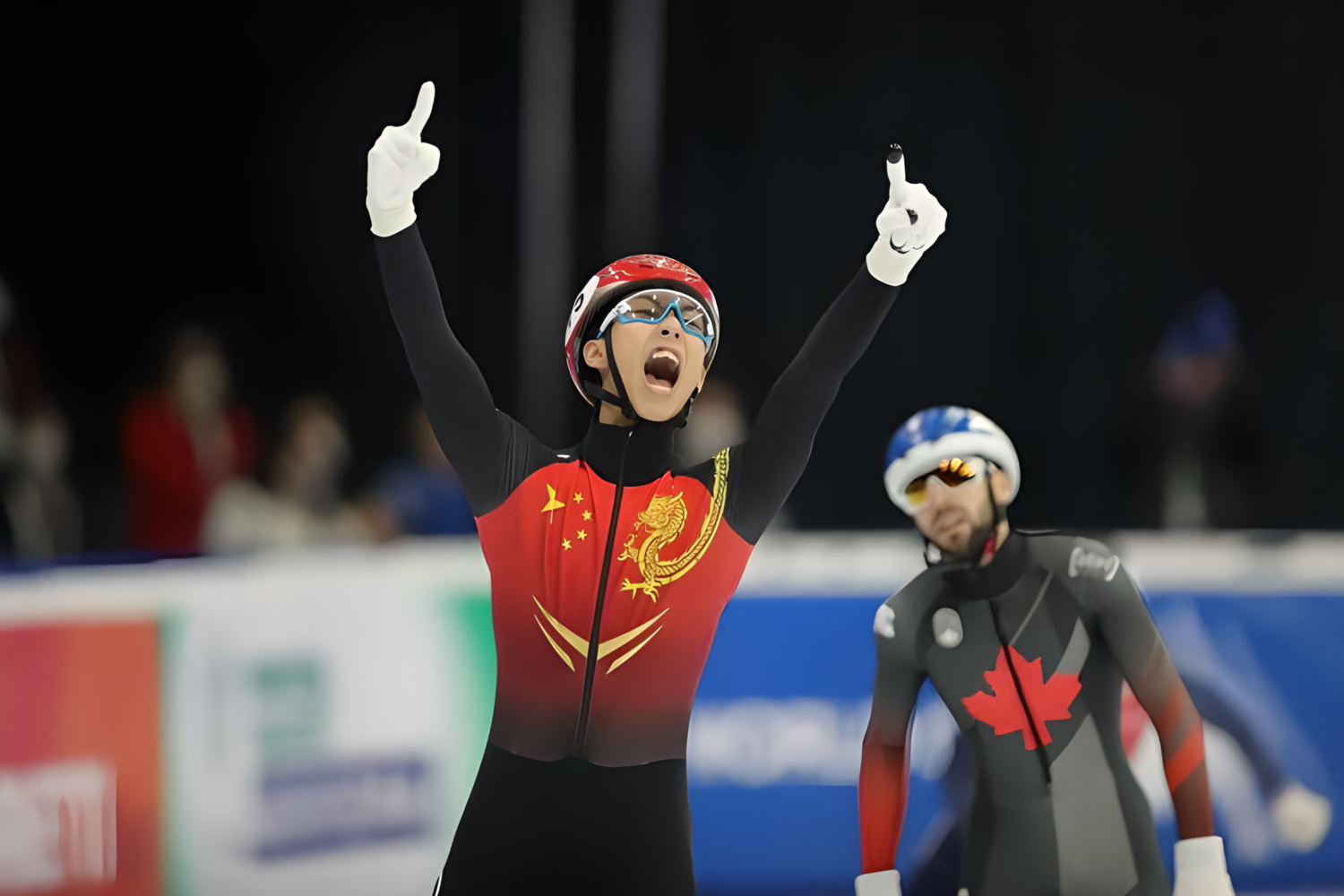 短道速滑比赛战罢，惊险连连