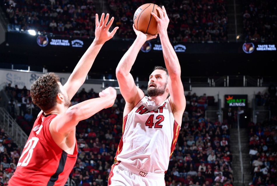 关于热火再度失利，东部排名继续下滑的信息