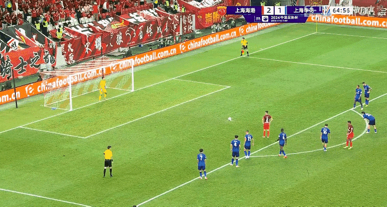 激烈对抗，豪门球队间的争夺战势必惊心动魄的简单介绍