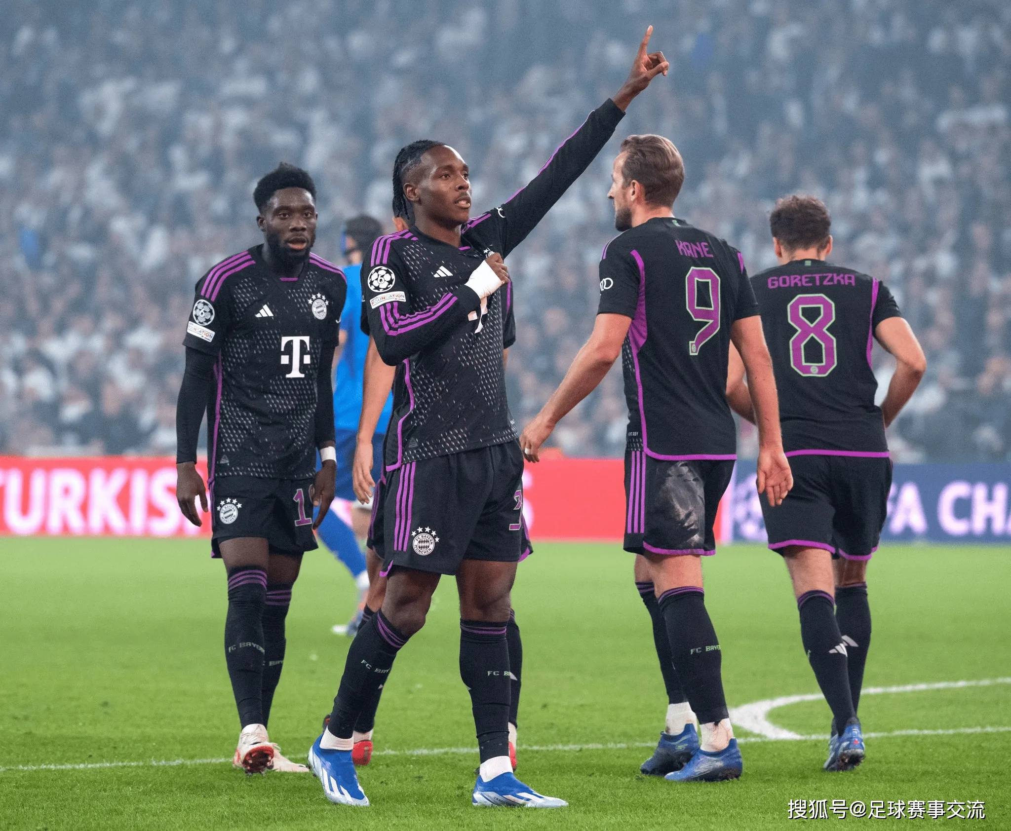 包含捷克对决斯洛文尼亚，争夺胜利的厮杀的词条